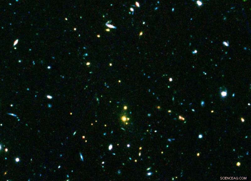 Astronomer Unveils the Most Detailed Image of a Galaxy Cluster from 10 Billion Years Ago