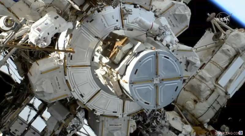Astronauts Complete Solar Battery Upgrade on the ISS During Spacewalk