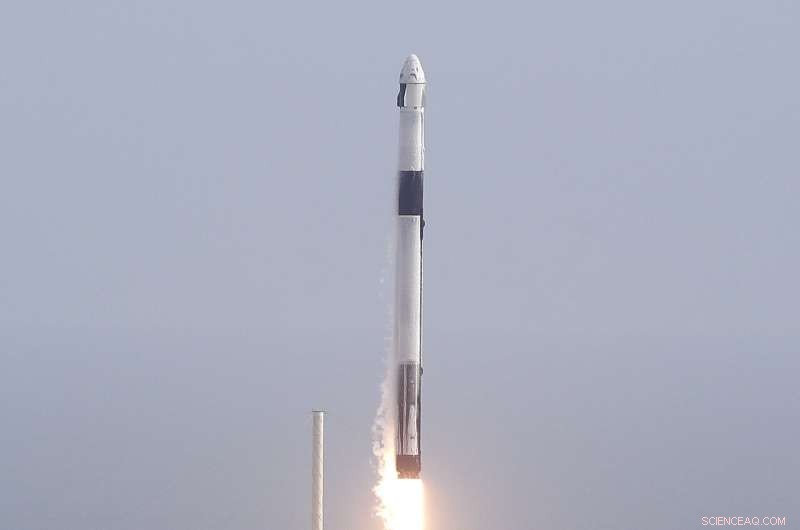 SpaceX Demonstrates Falcon 9 Capsule Escape System in Successful Test