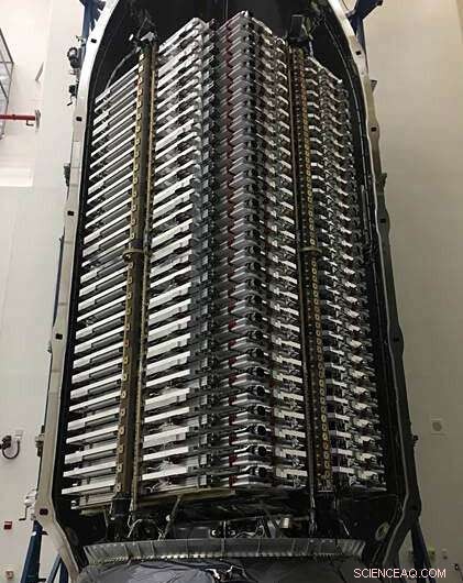 Investigating DarkSat: The Unusual Satellite in SpaceX s Starlink Network
