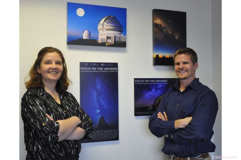 Astronomers Identify Rare Giant Galaxy from the Early Universe