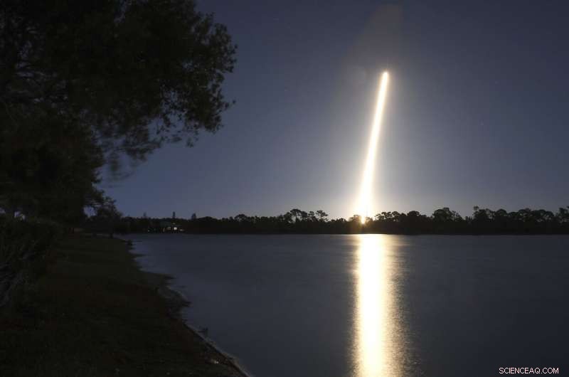 SpaceX Delivers 20th Cargo Shipment to ISS, Featuring Sweet Treats and Cutting-Edge Experiments