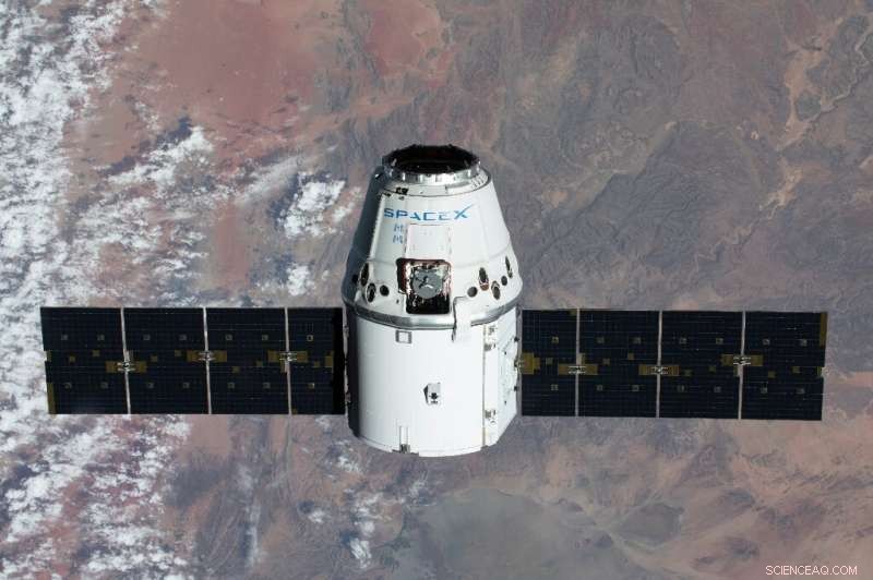 SpaceX to Launch First Manned Falcon 9 to the ISS in May