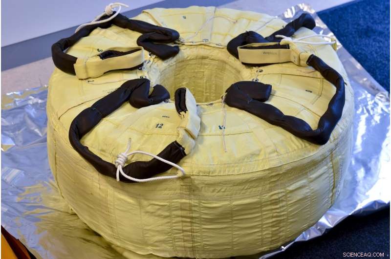 ExoMars 2022 Parachute: 10,000‑Times Cleaner for Planetary Protection