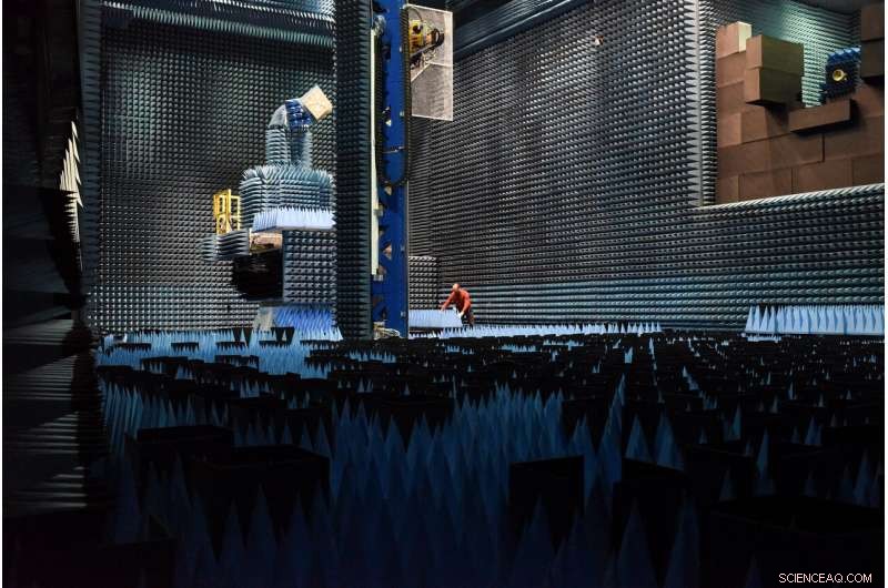 HiberThree CubeSat Undergoes Global Mission Testing at ESA s Hertz Facility