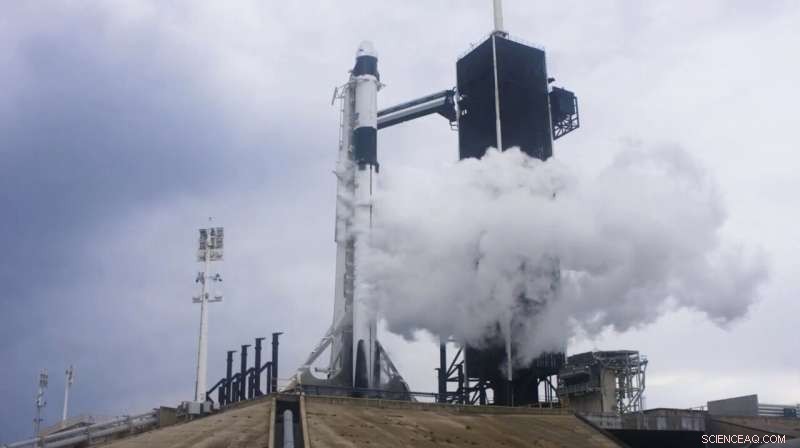 SpaceX Launch Delayed: Weather Forces Mission Scrub