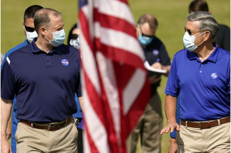 SpaceX’s Demo‑2 Mission Delayed for a Second Time Amid Storms