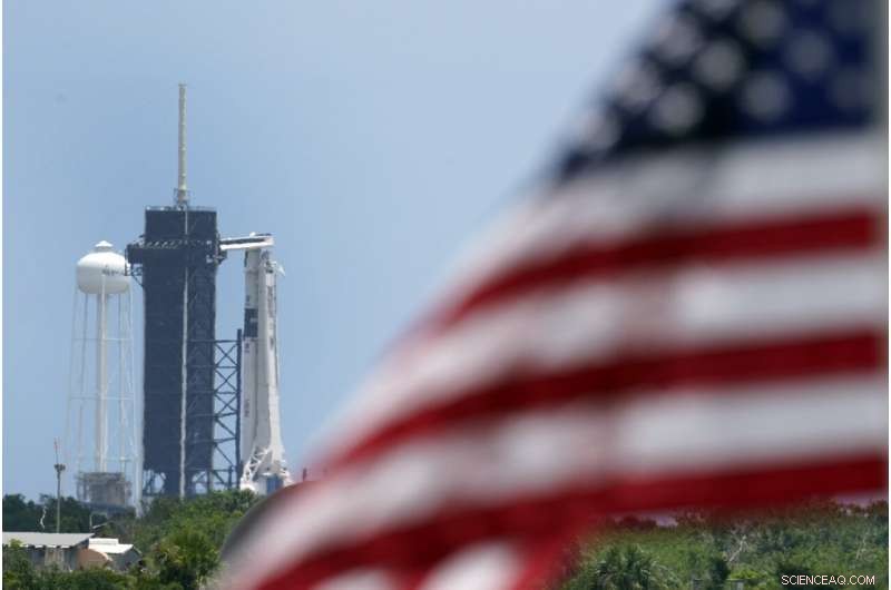 SpaceX Falcon 9 Launches NASA Astronauts Doug Hurley and Bob Behnken to Orbit – Historic First from U.S. Soil