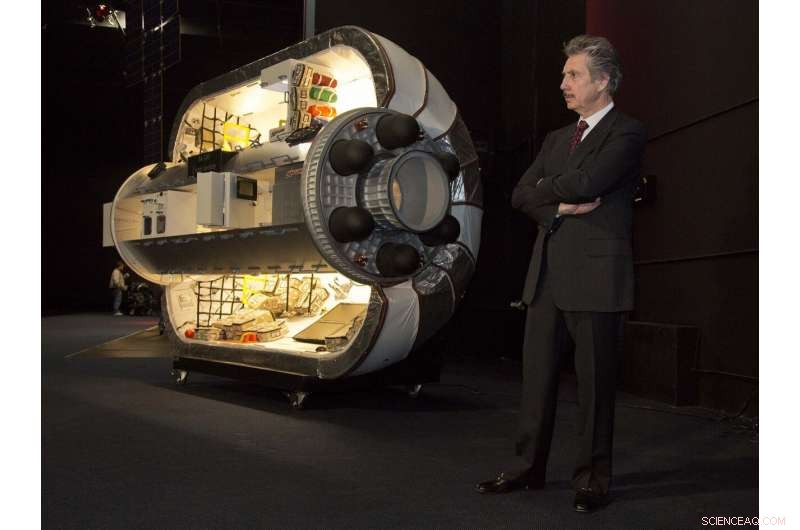 SpaceX Leads New Era for Amateur Astronauts and Film Sets in Space