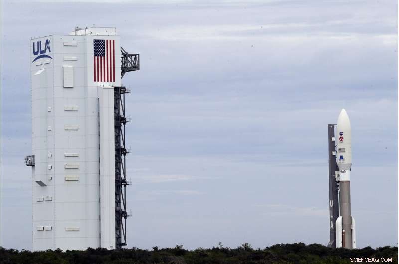 Atlas V Rocket Readies for Final 2020s Mars Mission Launch from Florida