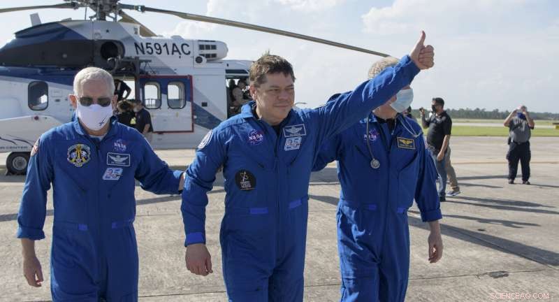 SpaceX Capsule Safely Lands: First NASA Crew Splashdown in 45 Years
