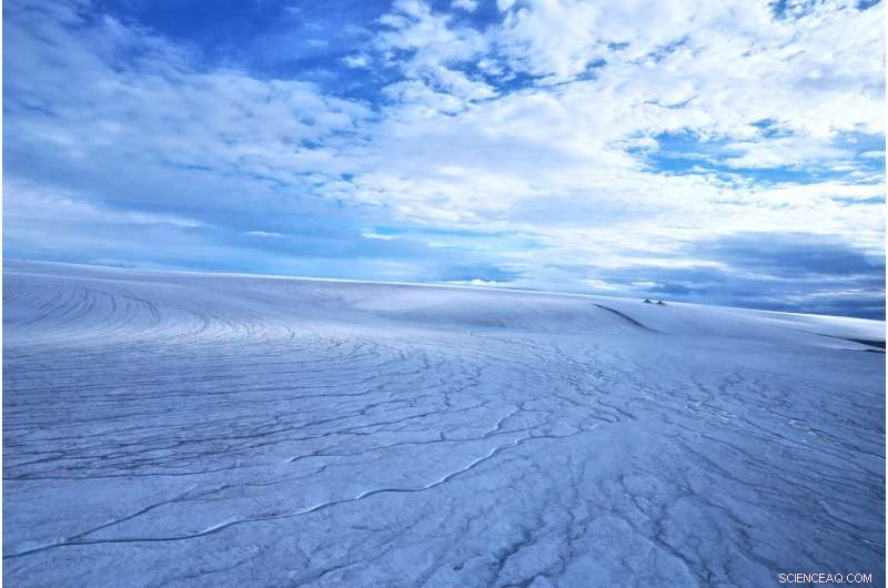 New Study Reveals Early Mars Covered in Ice Sheets, Not Rivers