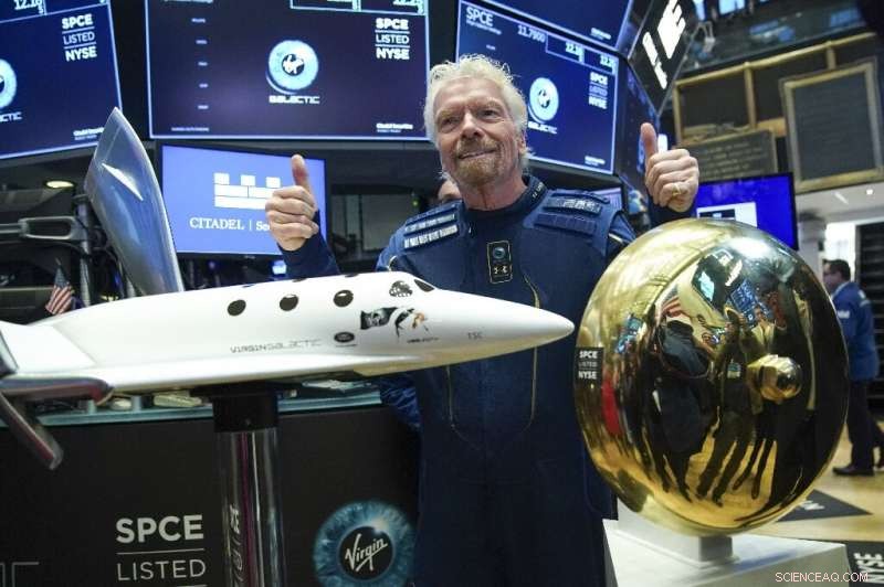Richard Branson to Become First Passenger on Virgin Galactic Spaceplane in Early 2021