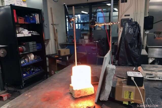 New Study Challenges Lava Oceans as the Source of Hot Super-Earth Brightness