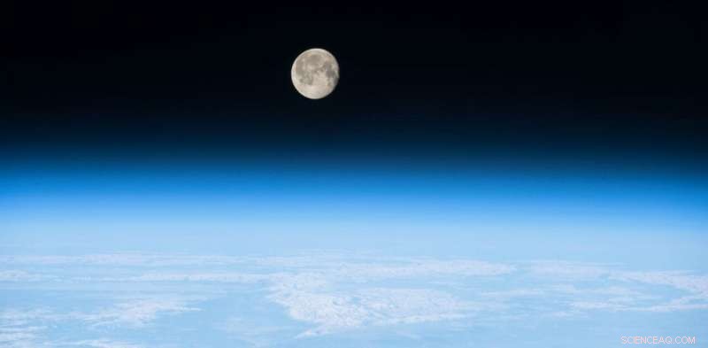 Life on Earth: The Moon’s Lost Magnetic Field and Its Role in Protecting Our Atmosphere