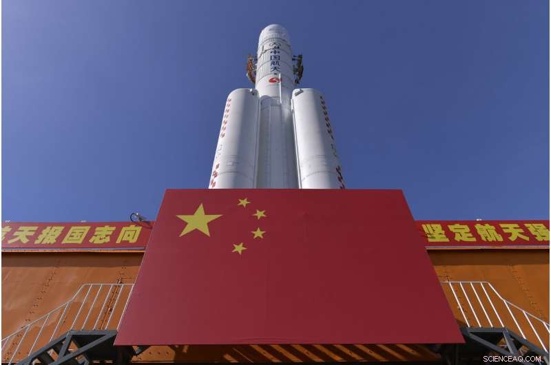 China Prepares Long March‑5 Rocket for Historic Lunar Return Mission