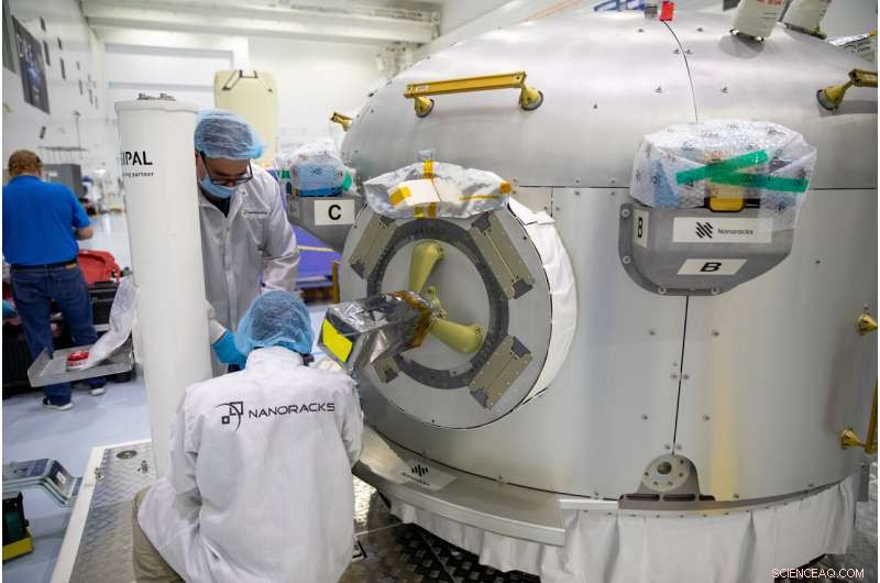 SpaceX’s 21st Cargo Mission Brings Airlock and Asteroid Research to the ISS