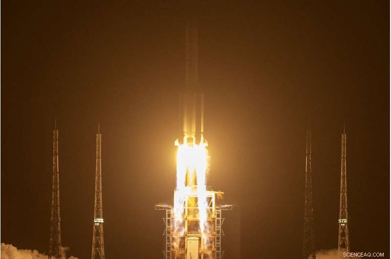 China Launches Chang e-5 Mission to Return Lunar Samples, Advancing Space Science