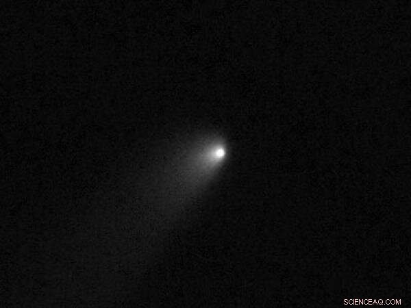 Comet 2019 LD2 (ATLAS) Observed Transitioning into Jupiter‑Family Comets