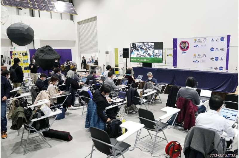 Japan Prepares for Hayabusa2 Capsule Return Carrying Asteroid Soil Samples