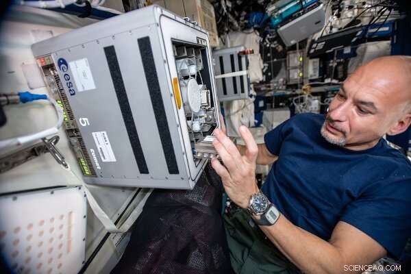 Scientists Use Microbes to Biomine Asteroid Materials on the ISS