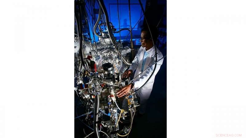 VENUS Device Uncovers How Life Begins in Space – Breakthrough Insights from CY Cergy Paris and Paris Observatory