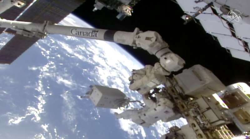 ISS Astronauts Upgrade European Lab with New High‑Speed Data Link During Spacewalk