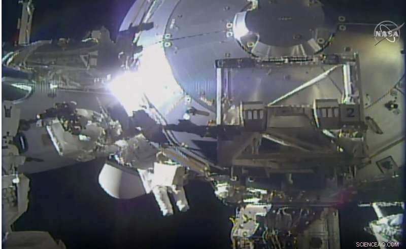 ISS Astronauts Upgrade European Lab with New High‑Speed Data Link During Spacewalk