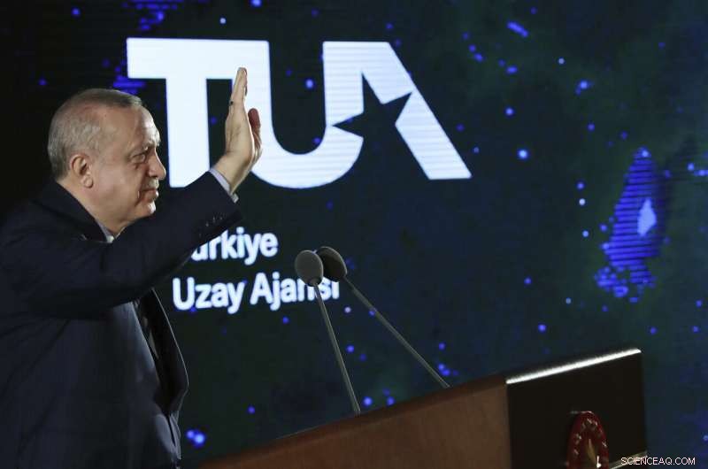 Turkey Announces 10-Year Space Program Aiming for 2023 Moon Mission