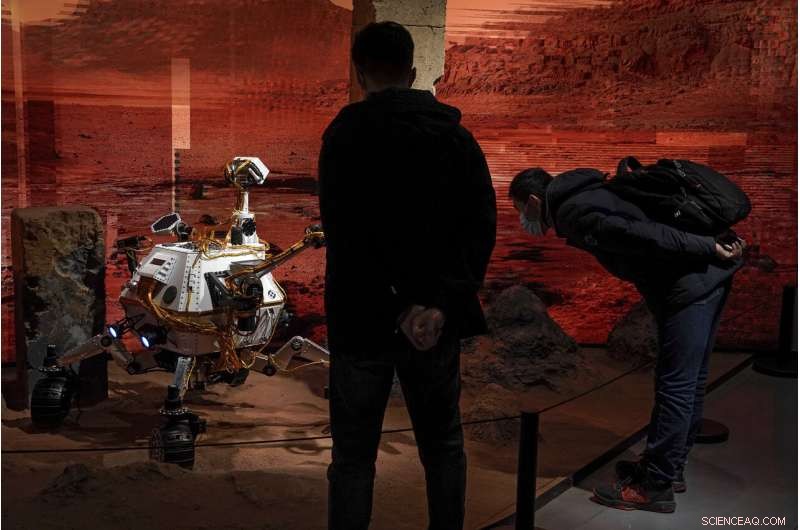 China’s Tianwen-1 Enters Mars Parking Orbit Ahead of Rover Landing