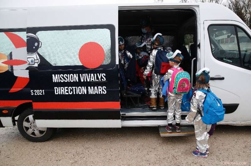 Swiss Children Gear Up for an Exciting Mars Mission Experience