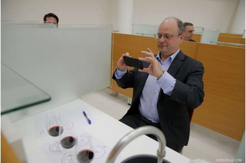 Tasting Space‑Orbiting Wines: Researchers Experience French Bottles Returned from the ISS