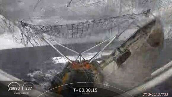 SpaceX Abandons Pursuit of Rocket Fairings, Opts for Ocean Retrieval Instead