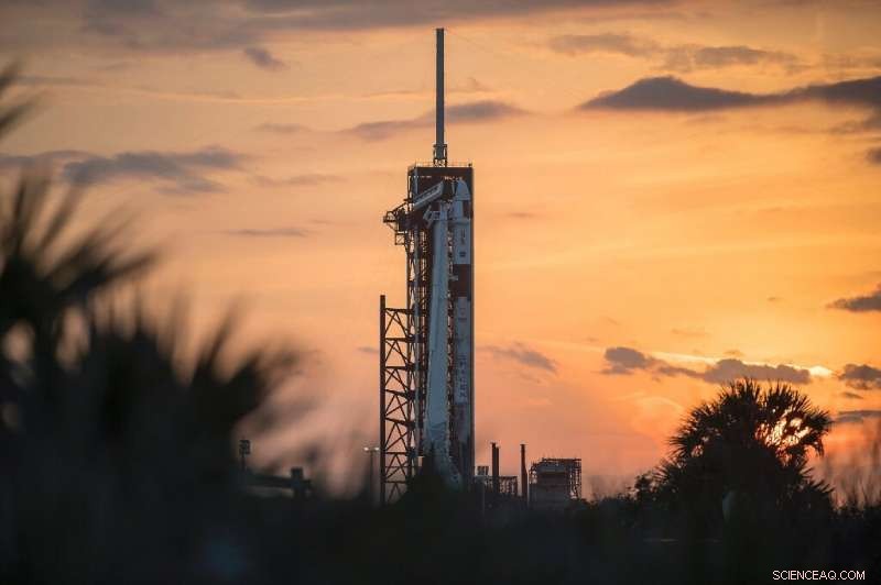 SpaceX Delays Crew Dragon Mission to ISS by One Day Over Weather Concerns