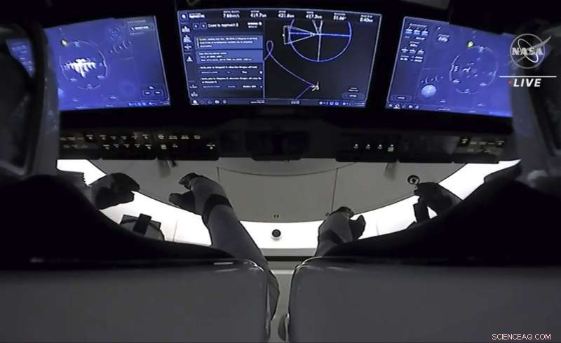 SpaceX Dragon Docking Brings Record-Breaking Crowd to the ISS