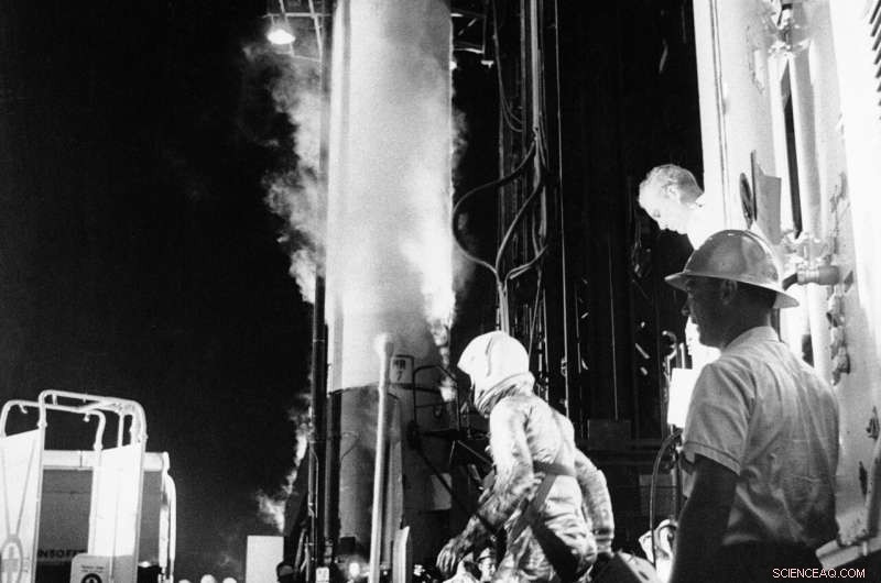 60 Years After Alan Shepard s First American Spaceflight, Tourists Queue for Their Own Journey