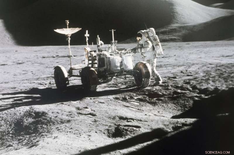 GM and Lockheed Martin Announce Electric, Autonomous Lunar Rover for NASA s Artemis Program