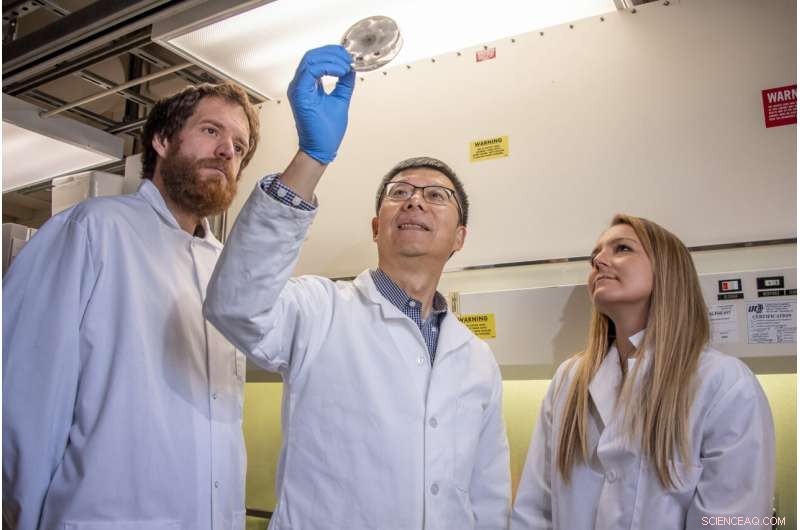 Scientists Gear Up to Launch Fungal Experiment on Lunar Mission