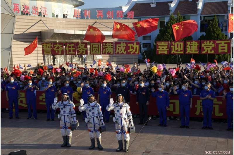 Crew Begins Life on China s New Space Station