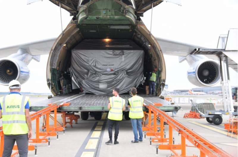 Reprogrammable Satellite Arrives at Launch Site, Poised for Adaptive On-Orbit Deployment