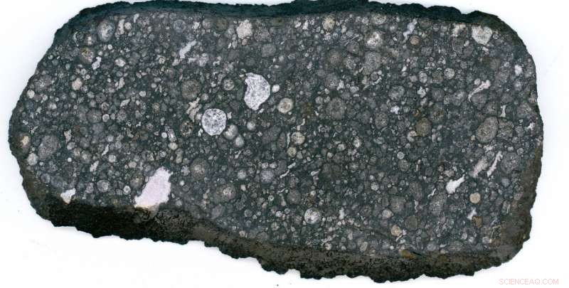 New Cosmic Dust Type in Meteorite Could Explain Earth s Water Origins