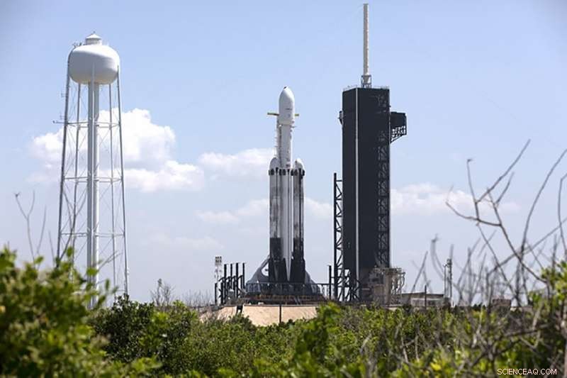 NASA Partners with SpaceX for Europa Clipper Mission to Jupiter s Icy Moon