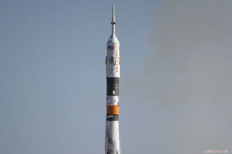 Russian Soyuz Rocket Successfully Deploys 34 UK OneWeb Satellites