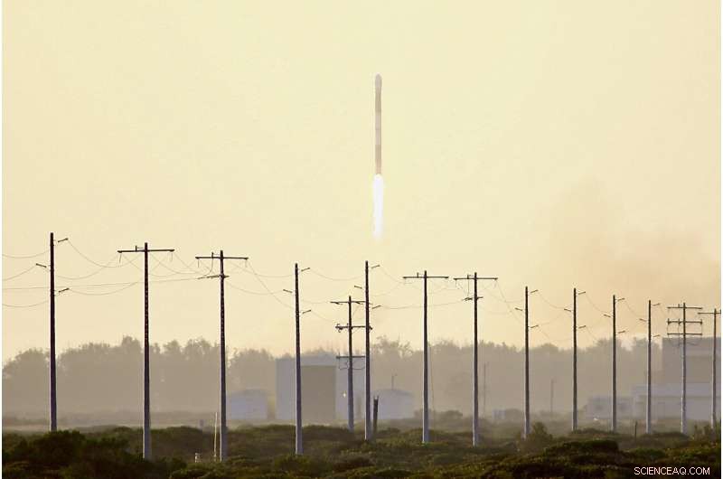 Firefly Aerospace Rocket Explodes Over Pacific Ocean After Launch Failure