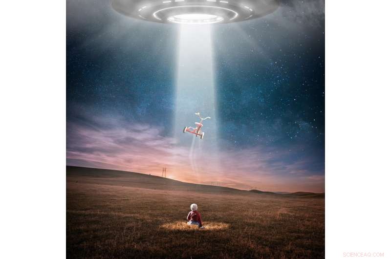 Video: NASA Astrobiologist Weighs In on the Question of Aliens