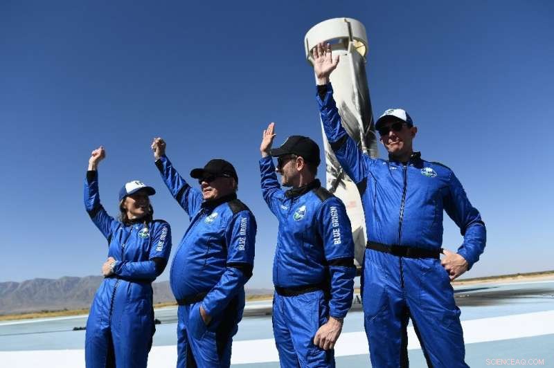 William Shatner, Star Trek Icon, Joins Blue Origin as First Real‑Life Astronaut