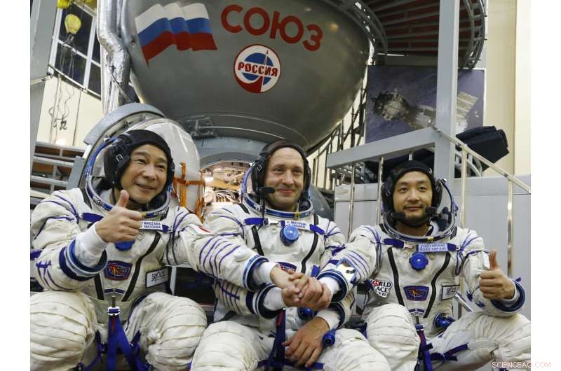 Japanese Billionaire Yusaku Maezawa Prepares for December Space Mission to the ISS