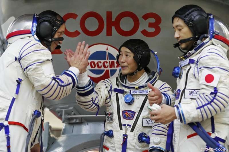 Japanese Billionaire Yusaku Maezawa Prepares for December Space Mission to the ISS