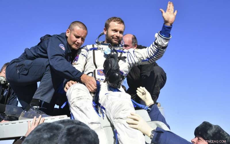 Russians Discuss the World’s First Space Film Following Soyuz MS-18 Landing