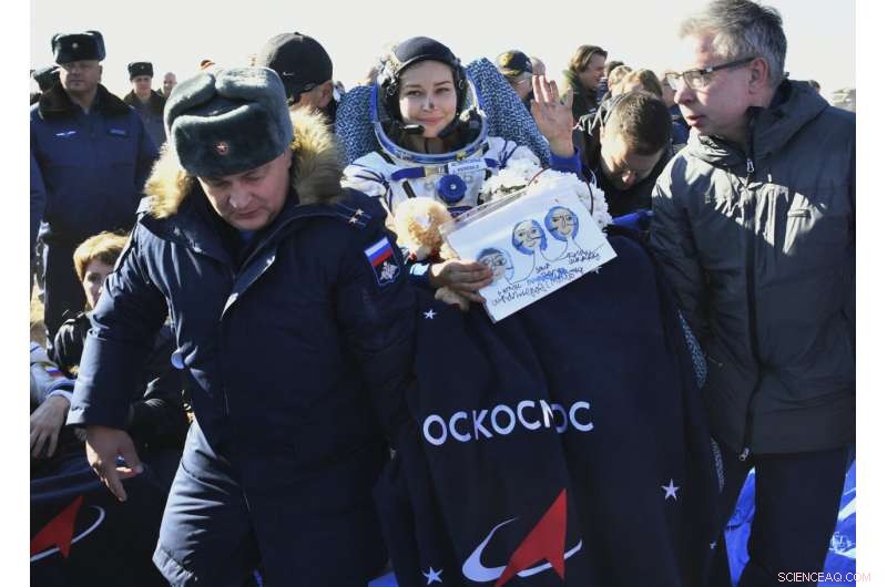 Russians Discuss the World’s First Space Film Following Soyuz MS-18 Landing